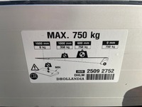 GCTA8102_3001792 vehicle image